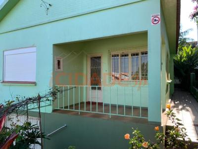 Casa para Venda, em Trs Passos, bairro Centro, 2 dormitrios