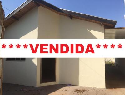 Casa para Venda, em Ourinhos, bairro JARDIM DO SOL, 2 dormitrios, 1 banheiro, 2 vagas