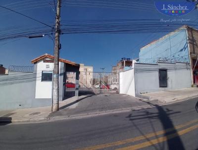 Apartamento para Venda, em Itaquaquecetuba, bairro Jardim Aracar, 2 dormitrios, 1 banheiro, 1 vaga