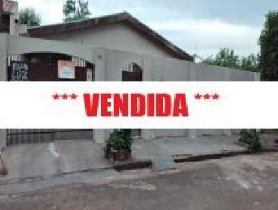 Casa para Venda, em Ourinhos, bairro VILA ODILON, 3 dormitrios, 1 banheiro, 2 vagas