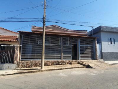 Casa para Venda, em Santo Antnio do Monte, bairro So Lucas, 3 dormitrios, 2 banheiros, 1 vaga