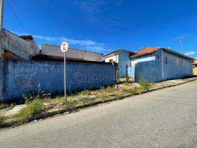 Casa para Venda, em Itapetininga, bairro VILA SANTANA, 2 dormitrios, 1 banheiro, 3 vagas