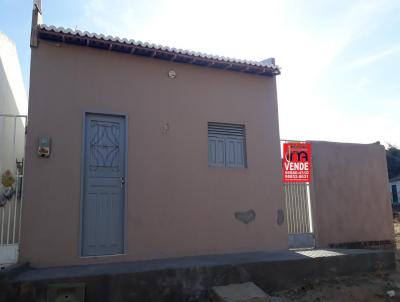 Casa para Venda, em Currais Novos, bairro Radi Pereira, 2 dormitrios, 1 banheiro