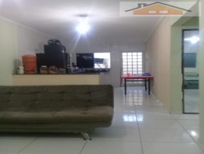 Casa em Condomnio para Venda, em Valparaso de Gois, bairro Parque Marajo, 2 dormitrios, 2 banheiros, 1 sute, 4 vagas
