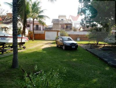 Casa para Venda, em Rio das Ostras, bairro Centro, 2 dormitrios, 2 banheiros, 1 sute, 2 vagas