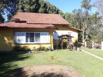 Casa para Venda, em Terespolis, bairro Golfe, 3 dormitrios, 3 banheiros, 2 sutes