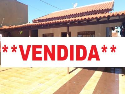 Casa para Venda, em Ourinhos, bairro RECANTO DOS PSSAROS, 3 dormitrios, 1 banheiro, 2 vagas