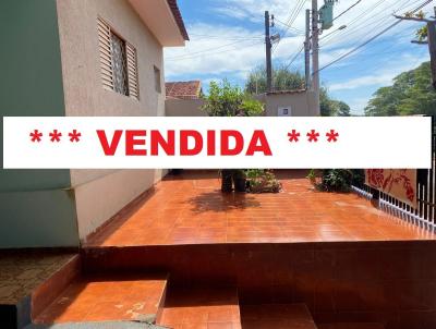 Casa para Venda, em Ourinhos, bairro JARDIM ELDORADO, 3 dormitrios, 2 banheiros, 1 sute, 2 vagas
