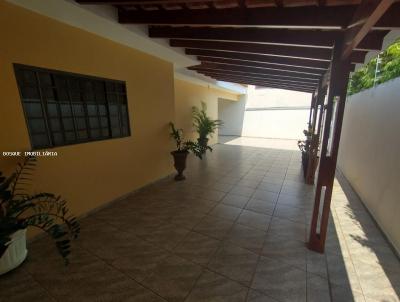 Casa para Venda, em Presidente Prudente, bairro Parque Residencial Servantes II, 3 dormitrios, 3 banheiros, 1 sute, 3 vagas
