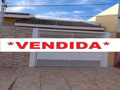 Casa para Venda, em Ourinhos, bairro VILA RECREIO