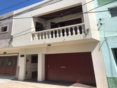 Casa para Venda, em Rio Grande, bairro Centro, 3 dormitórios, 2 banheiros, 1 suíte, 1 vaga