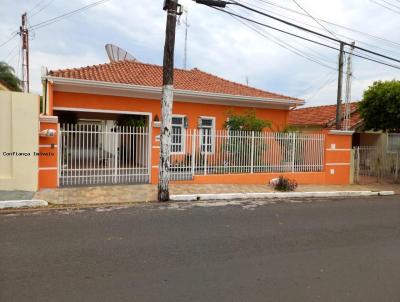 Casas 3 e 4 Quartos para Venda, em Promisso, bairro Centro, 3 dormitrios, 2 banheiros, 1 sute, 2 vagas