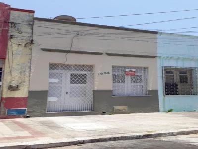Casa para Locao, em Fortaleza, bairro Centro, 5 dormitrios, 2 banheiros, 1 sute