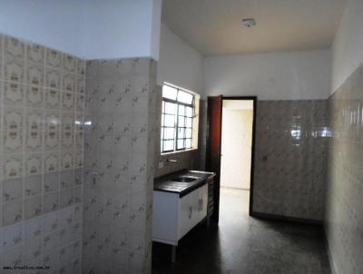 Apartamento para Locação, em Presidente Prudente, bairro Bongiovani, Jd., 1 dormitório, 1 banheiro, 1 vaga