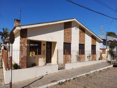Casa para Venda, em Encruzilhada do Sul, bairro CENTRO, 4 dormitórios, 2 banheiros, 1 suíte, 2 vagas