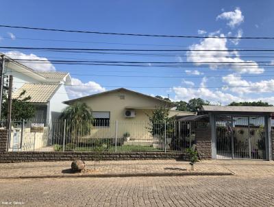 Casa para Venda, em Santa Cruz do Sul, bairro Arroio Grande, 4 dormitrios, 2 vagas