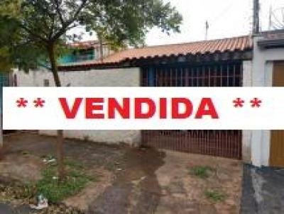 Casa para Venda, em Ourinhos, bairro ITAJUBI, 2 dormitrios, 1 banheiro, 1 vaga