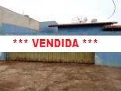 Casa para Venda, em Ourinhos, bairro JARDIM IDEAL, 2 dormitrios, 1 banheiro, 1 sute, 1 vaga