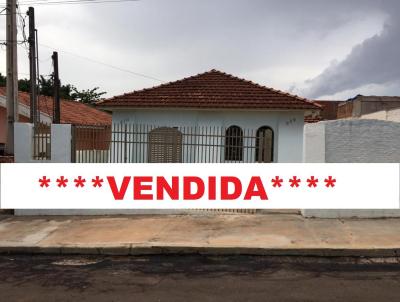 Casa para Venda, em Ourinhos, bairro JARDIM MATILDE, 4 dormitrios, 1 banheiro