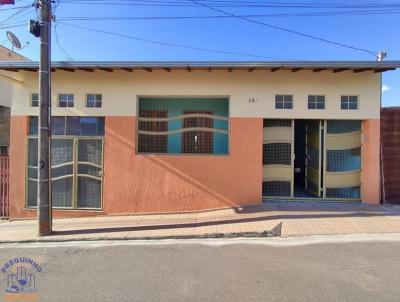 Casa para Venda, em Alfenas, bairro Centro, 4 dormitrios, 2 banheiros, 1 vaga