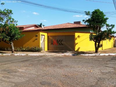 Casa para Venda, em Caldas Novas, bairro Estncia Itanhang, 5 dormitrios, 1 banheiro, 2 sutes