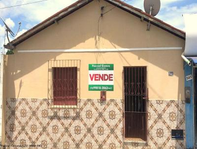 Casa para Venda, em Itamaraju, bairro Centro, 3 dormitrios, 1 banheiro