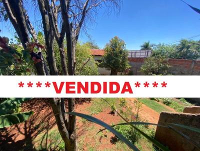 Casa para Venda, em Ourinhos, bairro VILA RECREIO, 2 dormitrios, 1 banheiro, 1 vaga