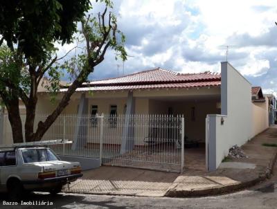 Casa para Venda, em Adamantina, bairro Jardim Ipiranga, 3 dormitrios, 1 banheiro, 2 sutes, 2 vagas