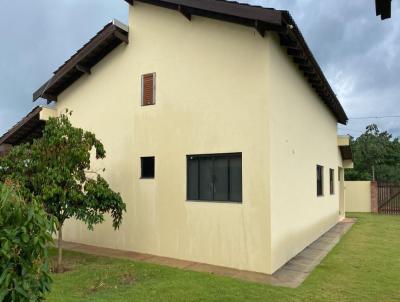 Casa para Venda, em Chapada dos Guimares, bairro Mira Flores, 3 dormitrios, 3 banheiros, 1 sute, 3 vagas