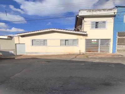 Casa para Venda, em Alfenas, bairro Vila Formosa, 5 dormitrios, 2 banheiros