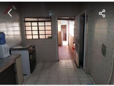 Casa para Venda, em Santo Andr, bairro Jardim Cipreste, 3 dormitrios, 2 banheiros, 2 vagas