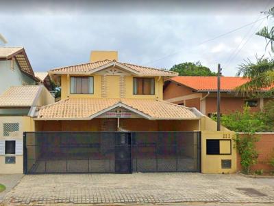 Casa Frente Mar para Temporada, em Bombinhas, bairro Canto Grande, 3 dormitrios, 4 banheiros, 3 sutes, 2 vagas