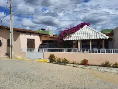 Casa para Venda, em Pesqueira, bairro Centro, 2 dormitrios, 2 banheiros, 1 sute, 1 vaga