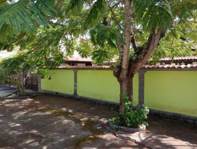 Casa Plana/Usada para Venda, em Saquarema, bairro Itana, 3 dormitrios, 3 banheiros, 1 sute, 5 vagas