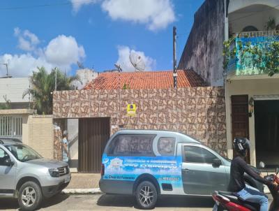 Casa para Venda, em Arapiraca, bairro Centro, 2 dormitrios, 2 banheiros, 2 sutes, 1 vaga