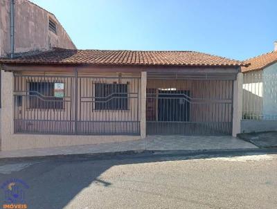 Casa para Venda, em Alfenas, bairro So Vicente, 3 dormitrios, 2 banheiros, 1 sute, 1 vaga