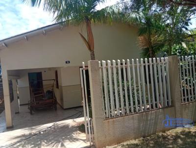 Casa para Venda, em Foz do Iguau, bairro Tres Lagoas, 2 dormitrios, 1 banheiro, 2 vagas