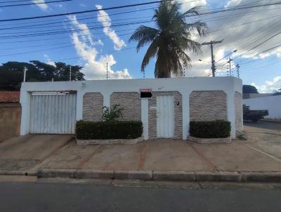 Casa para Venda, em Cuiabá, bairro Cidade Alta, 5 dormitórios, 5 banheiros, 1 suíte, 2 vagas