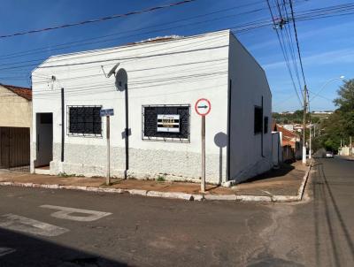 Casa para Locação, em Pederneiras, bairro Centro, 3 dormitórios, 2 vagas
