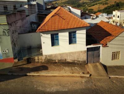 Casa para Venda, em Santo Antnio do Amparo, bairro Centro, 2 dormitrios, 1 banheiro, 1 sute, 1 vaga