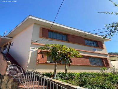 Apartamento para Locação, em Poços de Caldas, bairro Marçal Santos, 3 dormitórios, 1 banheiro, 1 vaga