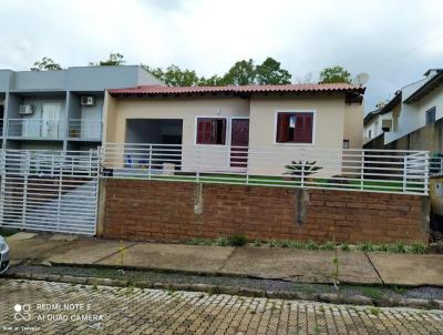 Casa para Venda, em Santa Cruz do Sul, bairro Joo Alves, 3 dormitrios, 2 banheiros, 1 sute, 1 vaga