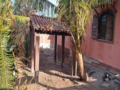 Casa para Venda, em So Pedro da Aldeia, bairro Jardim das Accias, 3 dormitrios, 2 banheiros, 1 sute, 2 vagas