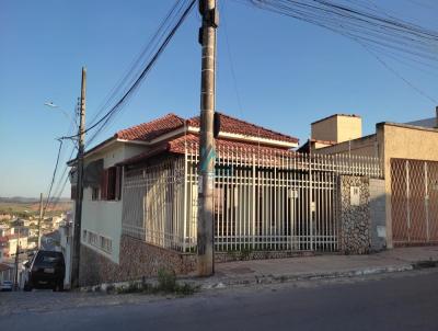 Casa para Venda, em Campo Belo, bairro Centro, 4 dormitrios, 2 banheiros, 1 sute, 2 vagas