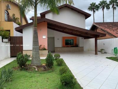 Casa em Condomnio Mobiliada para Venda, em Santana de Parnaba, bairro Alphaville, 3 dormitrios, 3 banheiros, 1 sute, 4 vagas