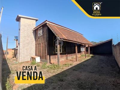 Casa para Venda, em Jaru, bairro Setor Industrial, 4 dormitrios, 1 banheiro, 1 sute, 1 vaga