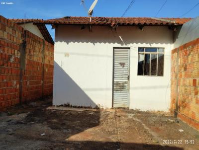 Casa para Venda, em Ourinhos, bairro Residencial Oswaldo Brizola, 2 dormitórios, 1 banheiro, 1 vaga