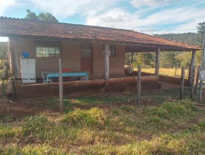 Fazenda para Venda, em Araguari, bairro Zona rural, 2 dormitórios