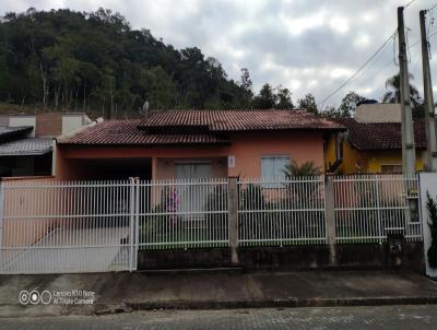 Casa para Venda, em Guaramirim, bairro Caixa D gua, 3 dormitrios, 4 banheiros, 1 sute, 3 vagas