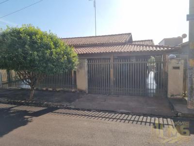 Casa para Venda, em Santa Cruz do Rio Pardo, bairro Vila Oitenta, 3 dormitrios, 1 banheiro